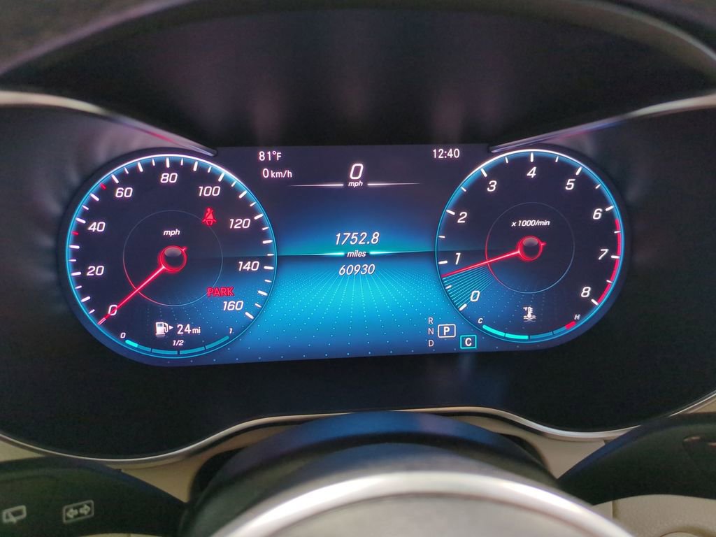 Used 2020 Mercedes-Benz GLC 300 w/ Parking Assistance Package image 34