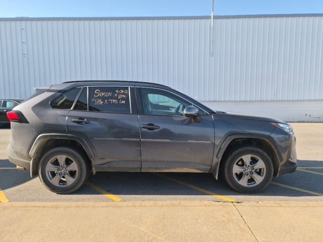 Used 2023 Toyota RAV4 XLE w/ Convenience Package AWD/4WD image 4