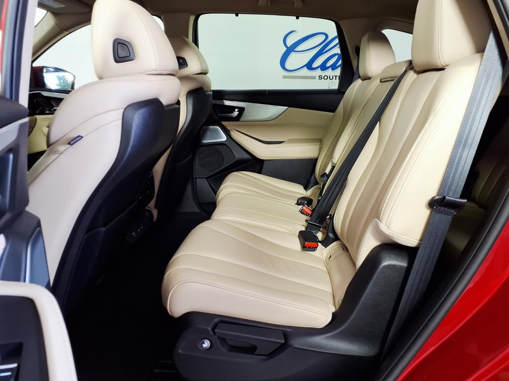 Used 2025 Acura MDX FWD w/ Technology Package image 8