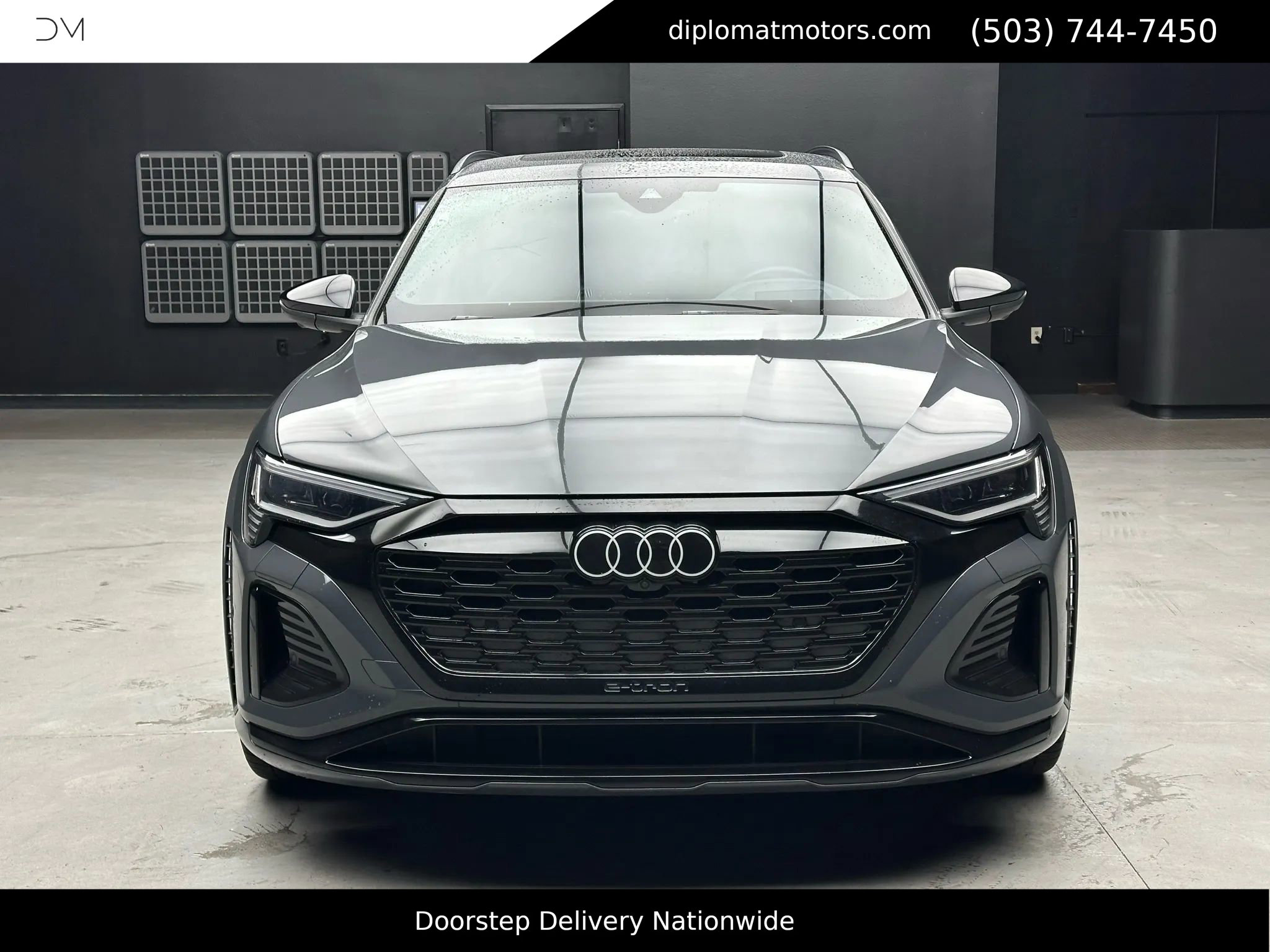 Used 2024 Audi Q8 e-tron Prestige w/ Prestige Package image 10