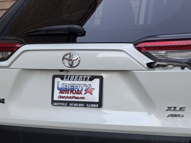 Used 2021 Toyota RAV4 XLE Premium image 52