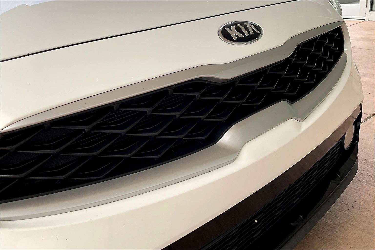 Used 2020 Kia Forte LXS FWD image 29