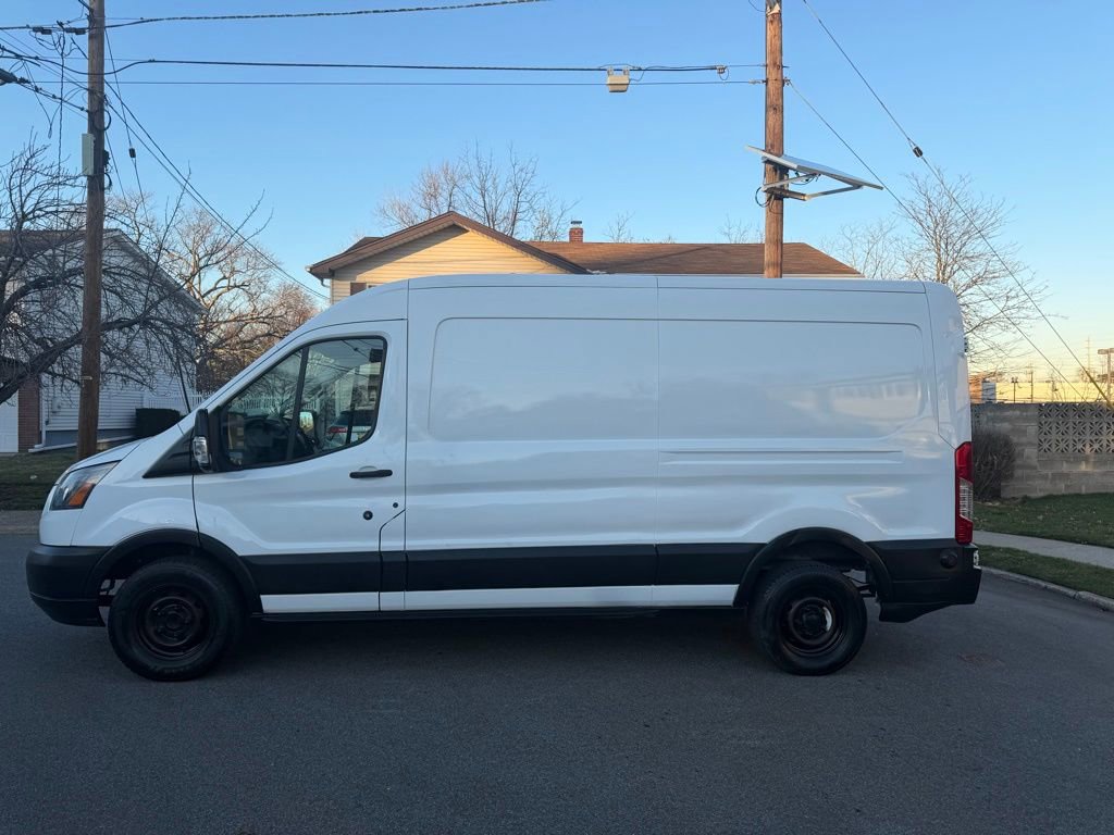 Used 2019 Ford Transit 150 148 Medium Roof image 4