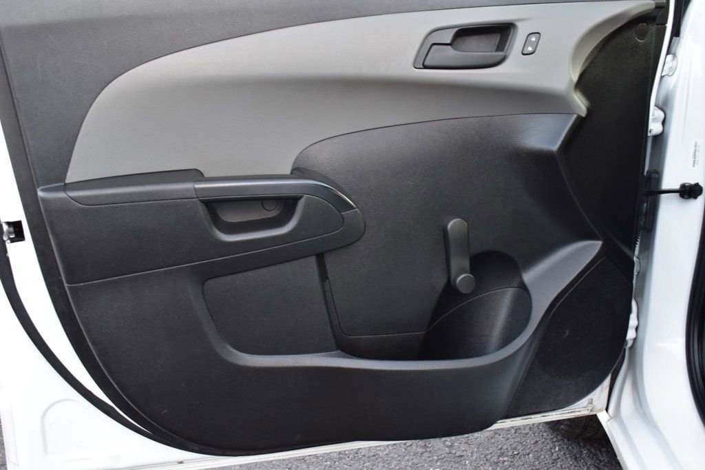 Used 2016 Chevrolet Sonic LS image 33