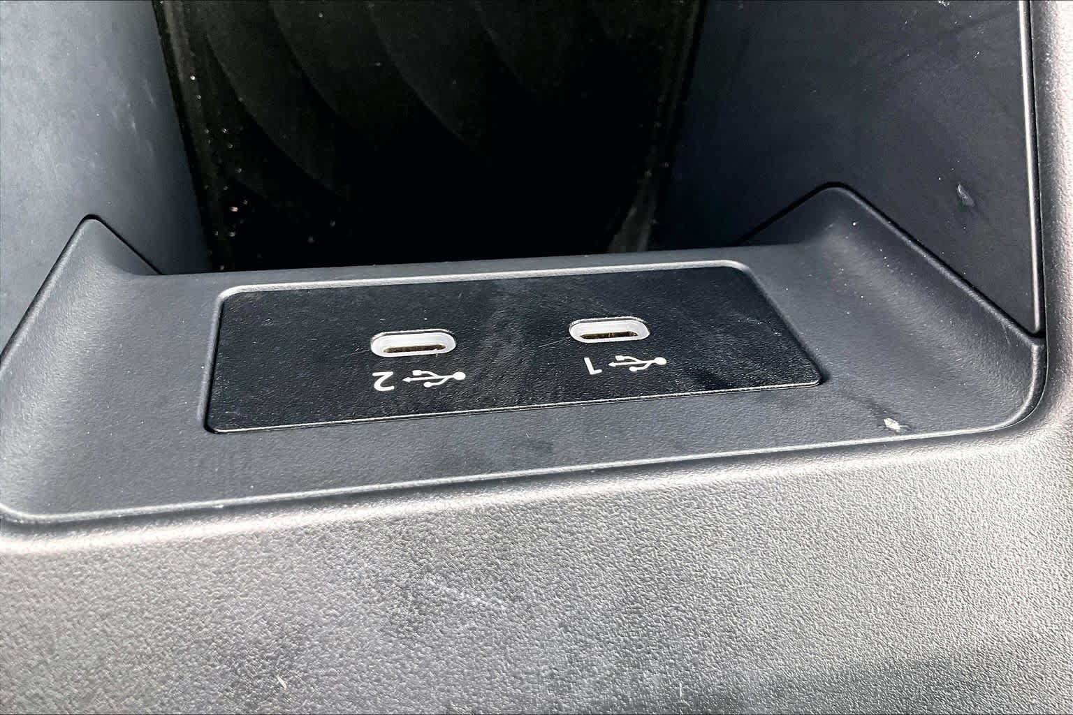 Used 2025 Nissan Armada SV AWD/4WD image 33