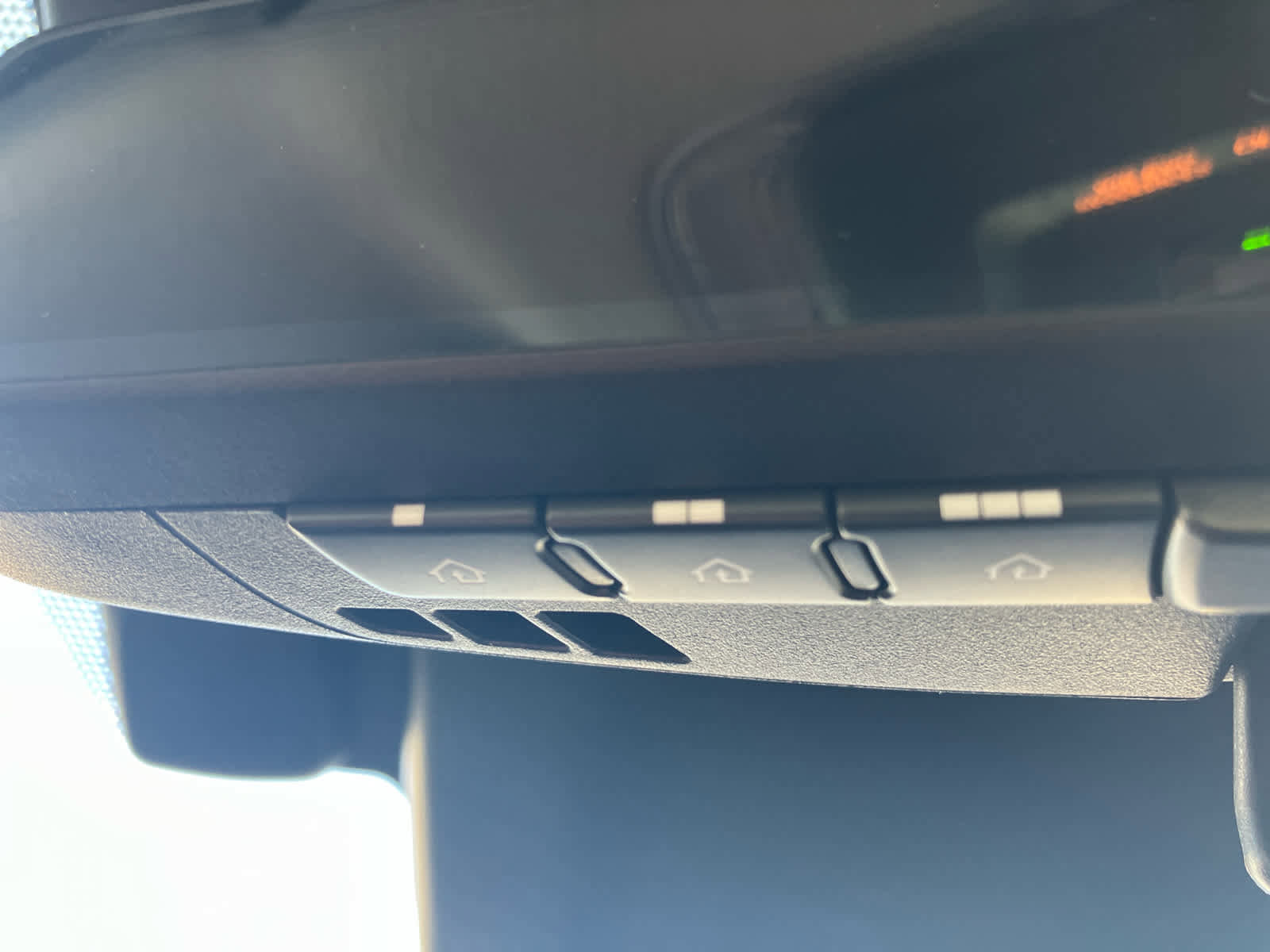 Used 2025 Toyota Prius Plug-In Hybrid w/ Limited Premium Package image 22