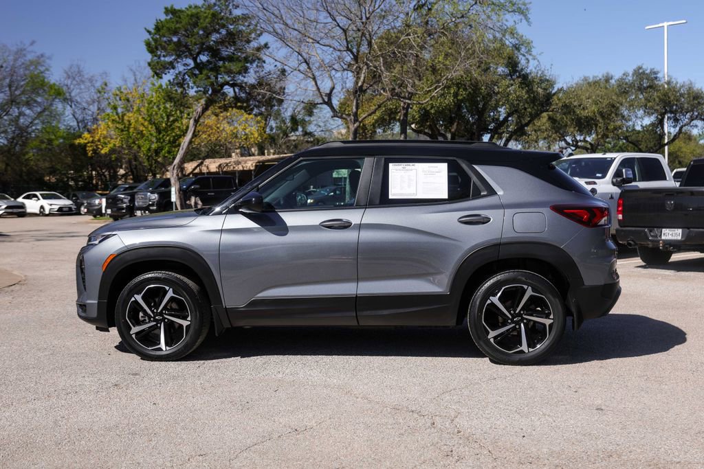 Used 2021 Chevrolet TrailBlazer RS w/ Convenience Package image 2