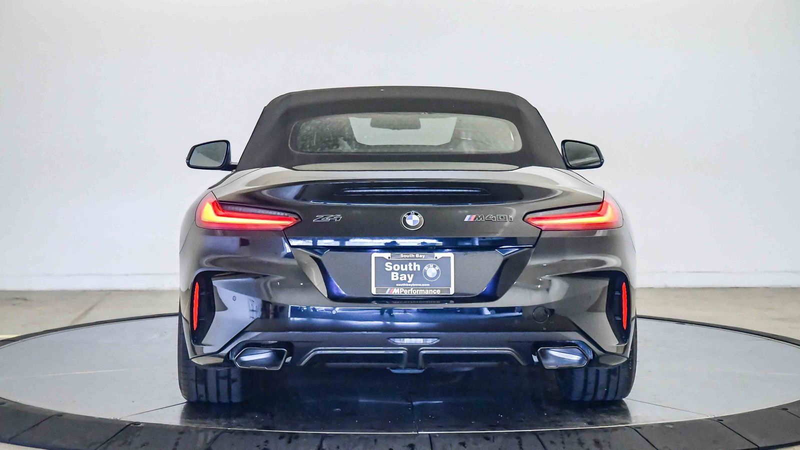 New 2026 BMW Z4 M40i w/ Premium Package image 3