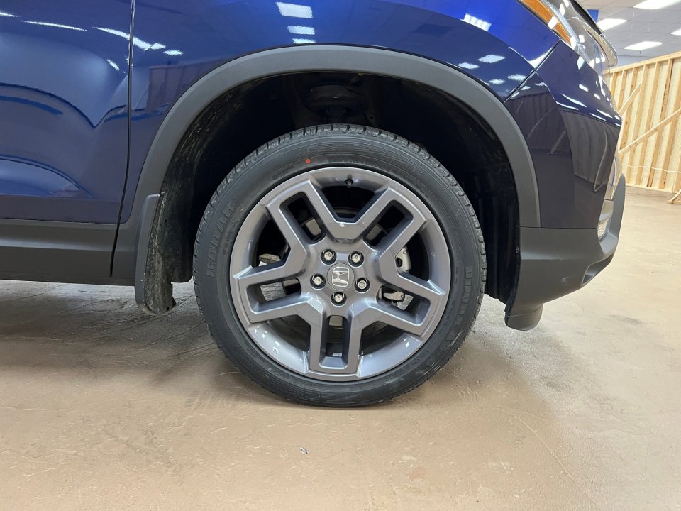 Certified 2023 Honda Passport EX-L image 25