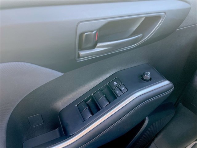 Used 2024 Toyota Highlander XLE image 13