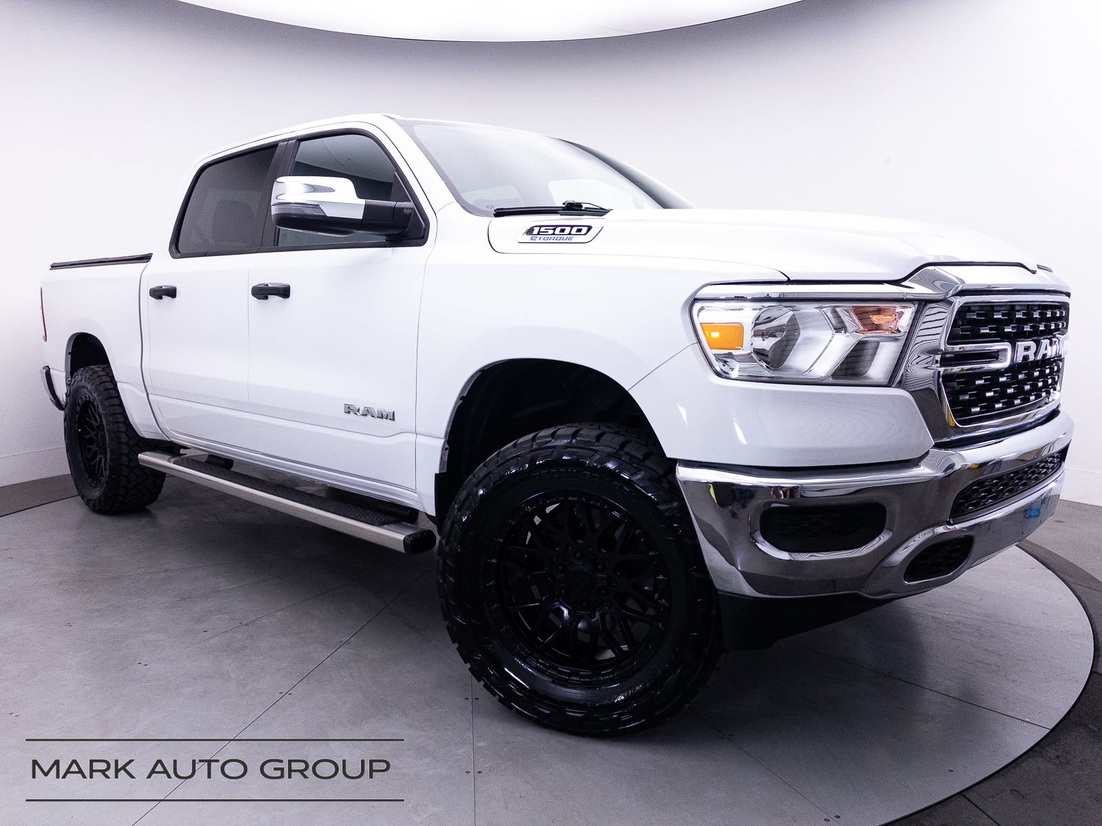 Used 2023 RAM 1500 Big Horn AWD/4WD image 2