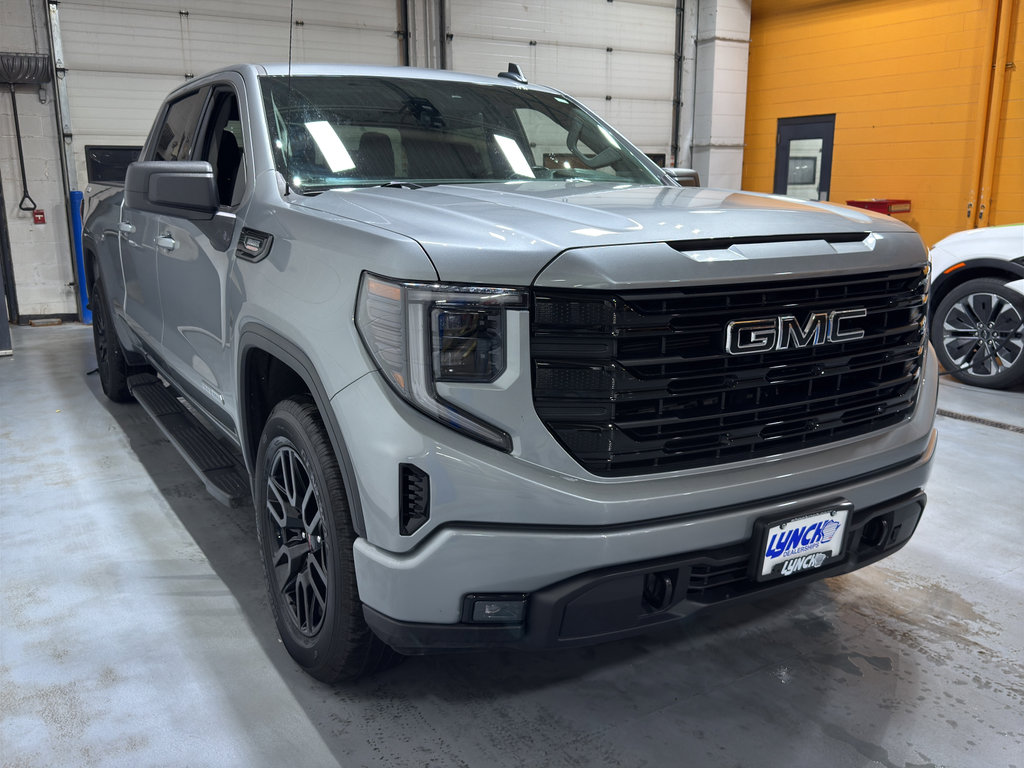 Used 2025 GMC Sierra 1500 Elevation w/ LPO, Elevation Black Package image 8
