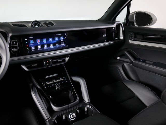 New 2026 Porsche Cayenne AWD/4WD image 19