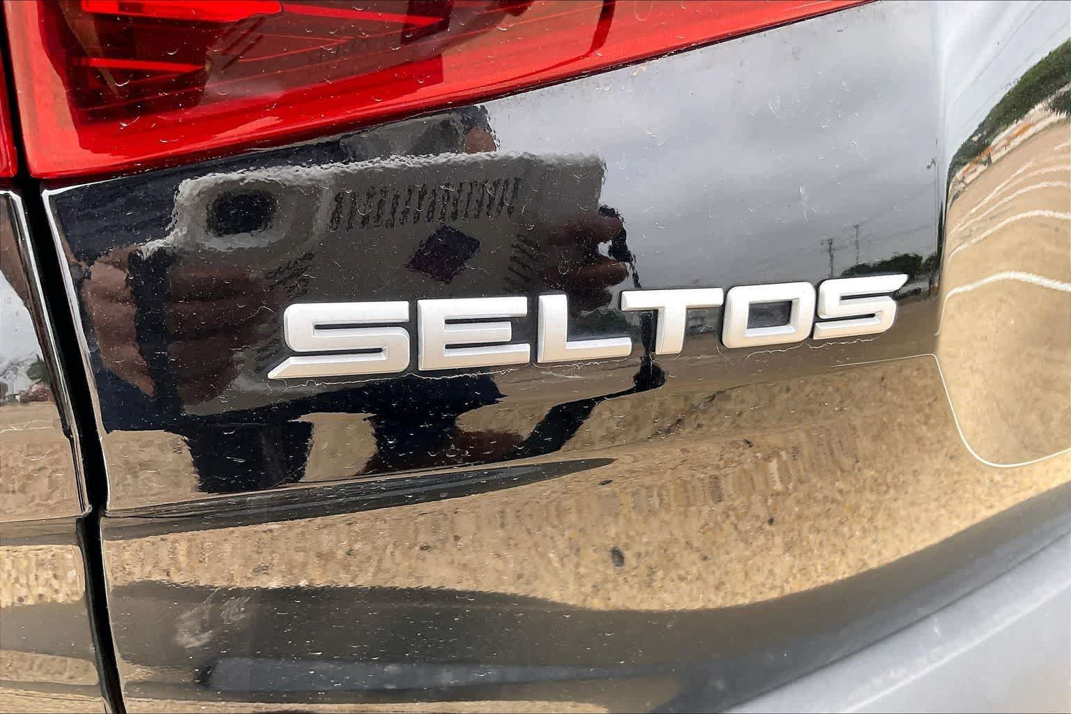Certified 2023 Kia Seltos S FWD image 7