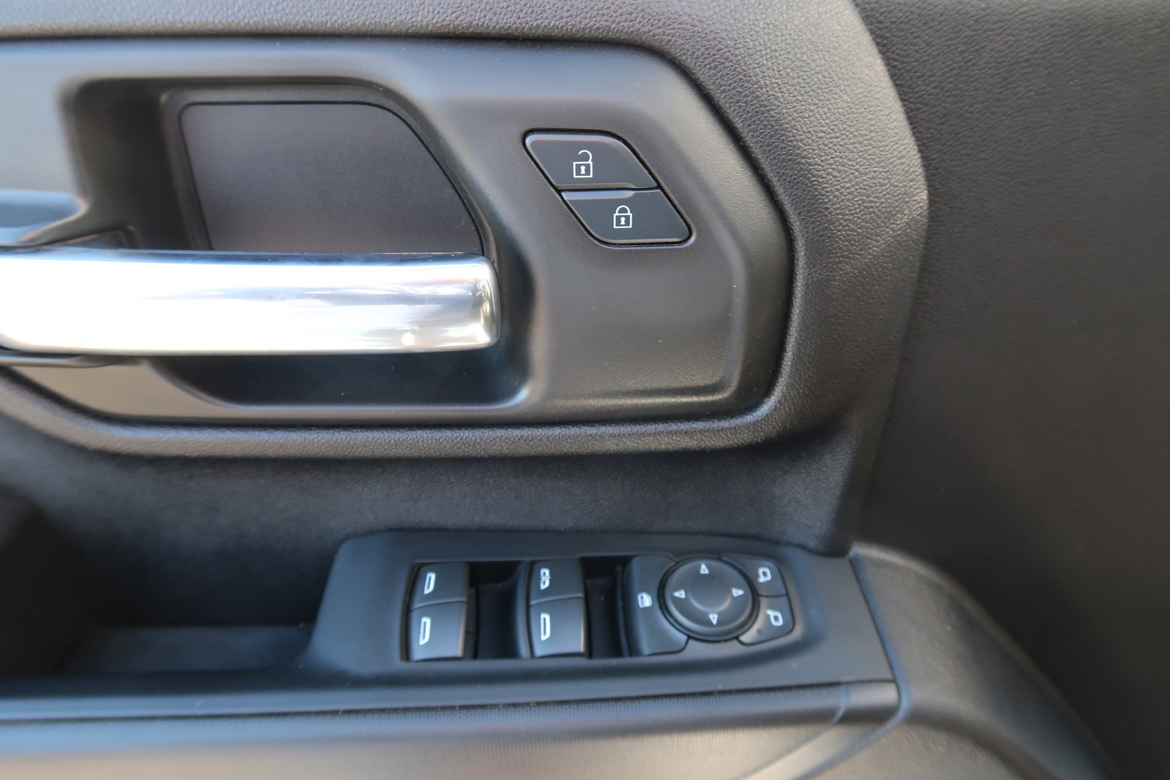 Used 2024 Chevrolet Silverado 3500 W/T image 19