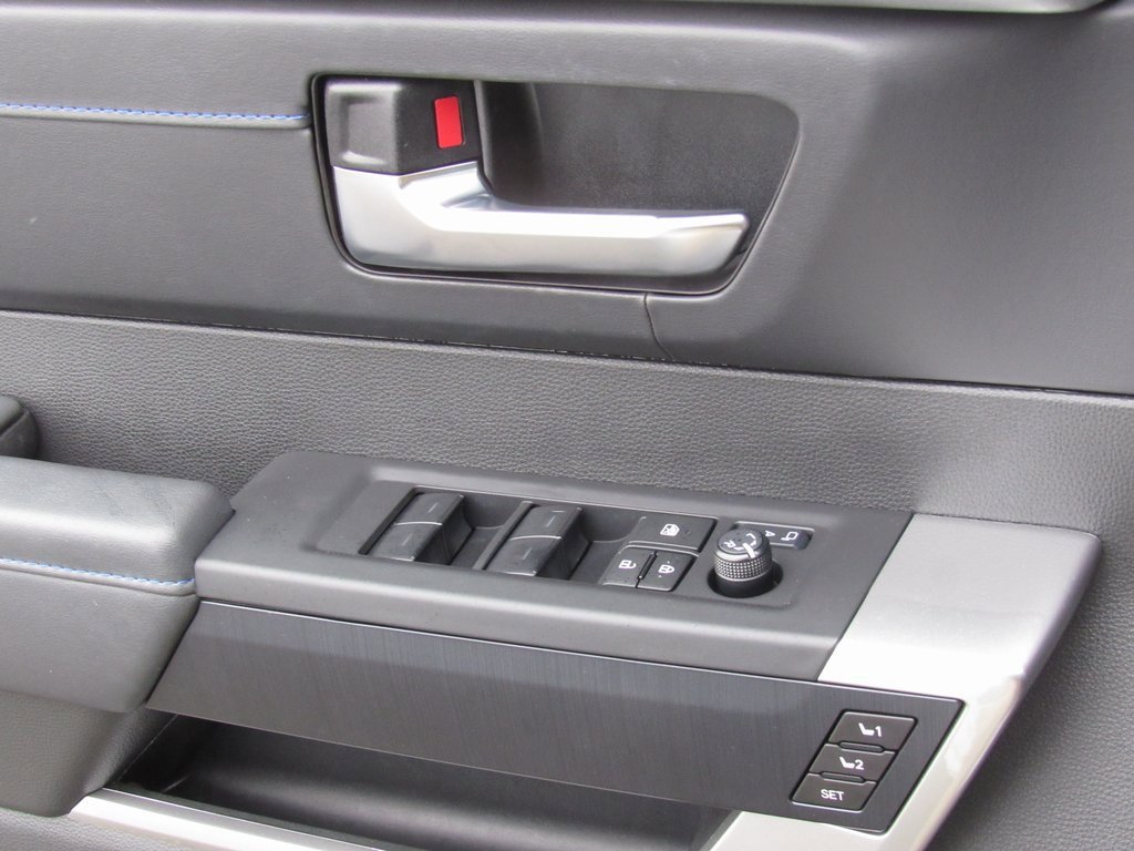 Certified 2025 Toyota Sequoia Platinum image 44