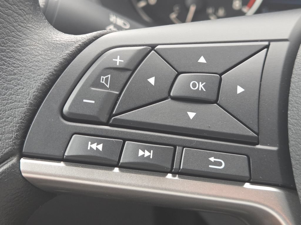 New 2026 Nissan Altima 2.5 SV AWD/4WD image 10