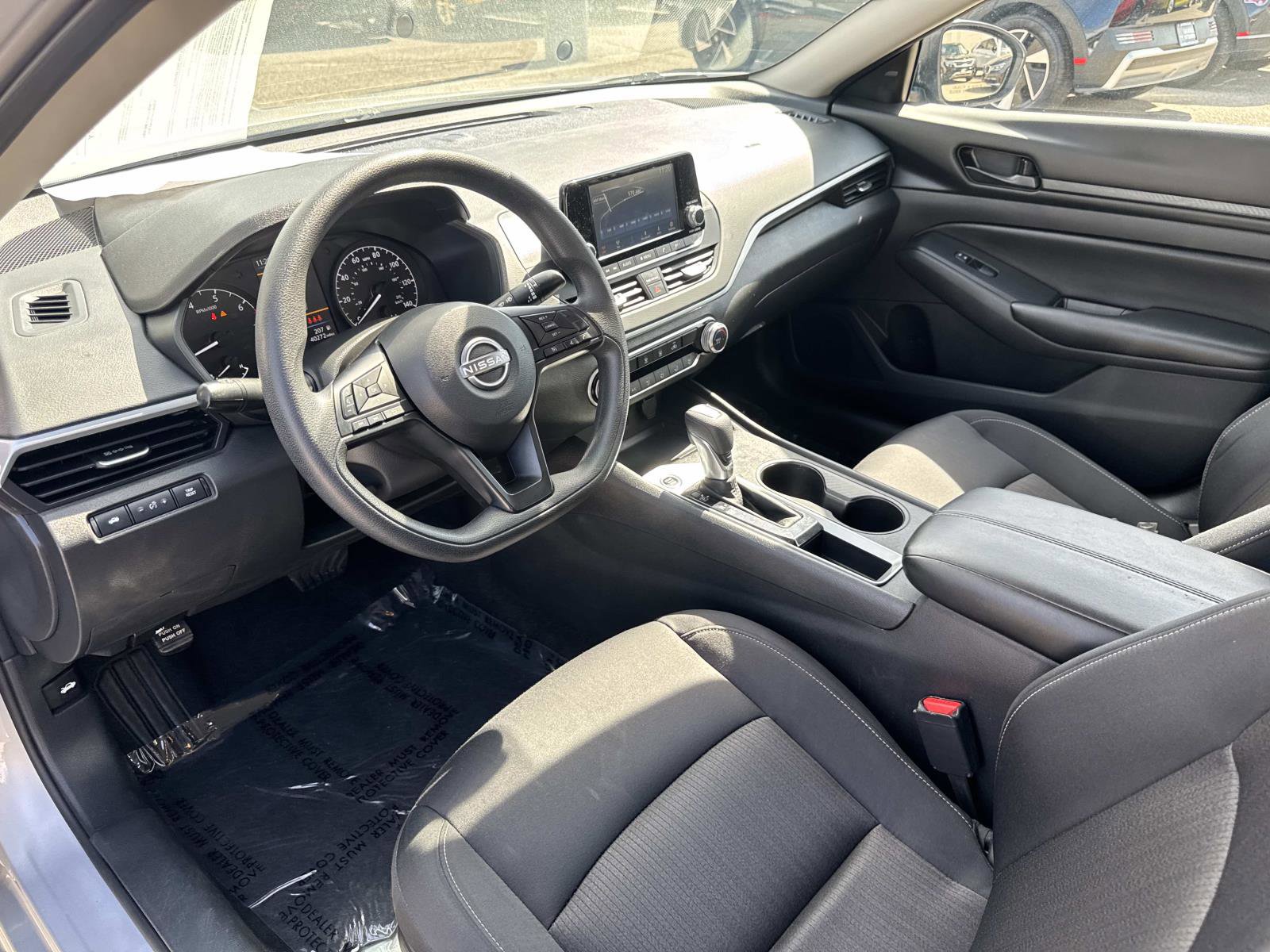 Used 2024 Nissan Altima 2.5 S image 14