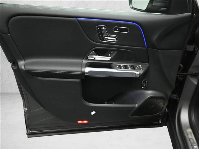 New 2026 Mercedes-Benz GLB 250 4MATIC image 19