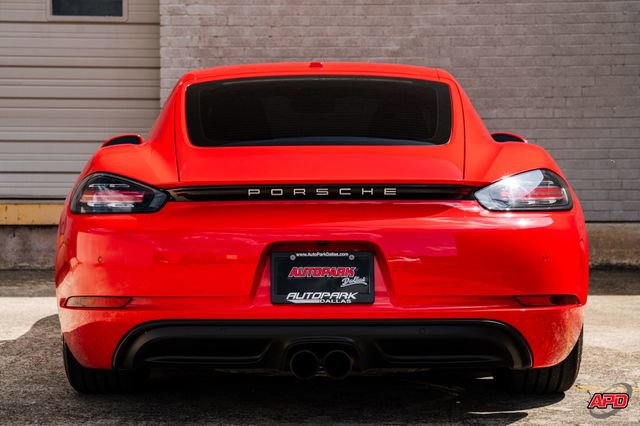 Used 2018 Porsche 718 Cayman RWD image 16