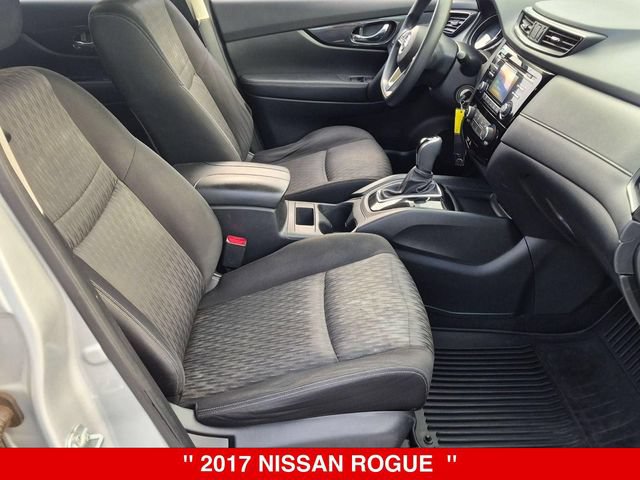 Used 2017 Nissan Rogue S w/ S Appearance Package AWD/4WD image 36
