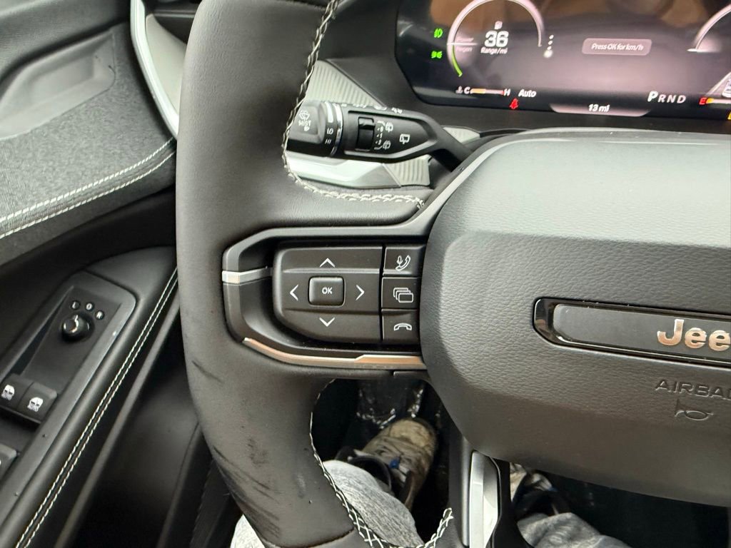 New 2026 Jeep Cherokee Laredo image 43