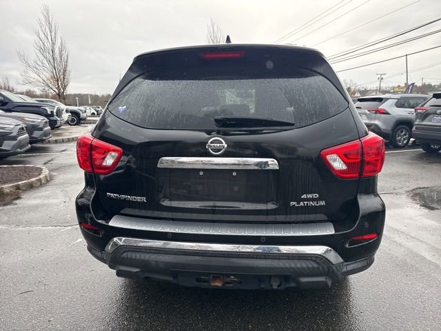 Used 2019 Nissan Pathfinder Platinum image 10