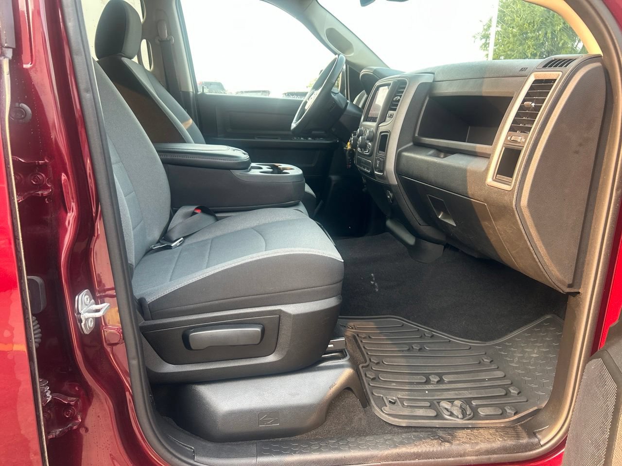 Used 2024 RAM 1500 Tradesman w/ Tradesman SXT Package AWD/4WD image 15