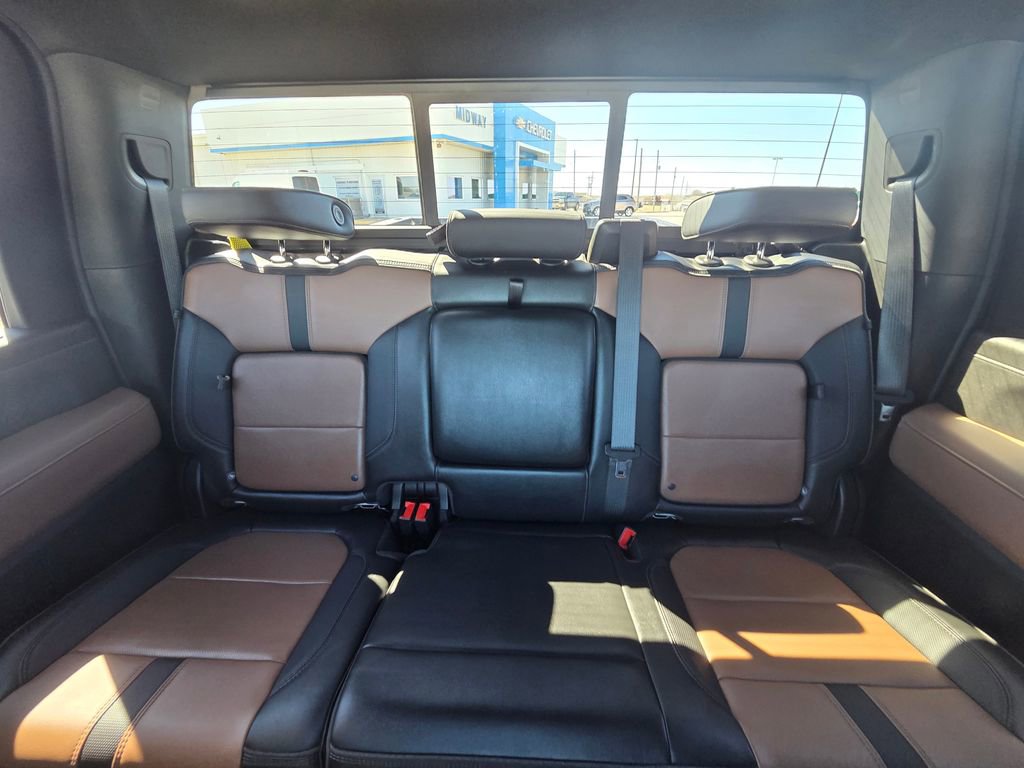 Used 2022 Chevrolet Silverado 2500 High Country image 29