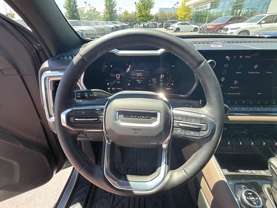 Used 2023 GMC Canyon Denali AWD/4WD image 15