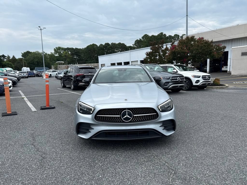 Used 2022 Mercedes-Benz E 350 Sedan w/ AMG Line Exterior image 2