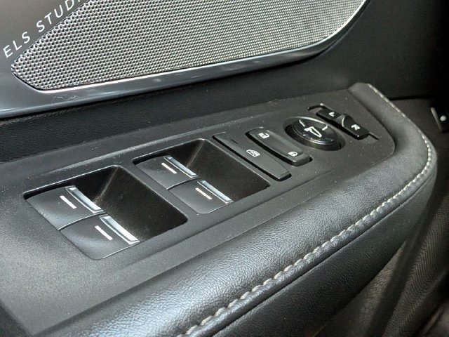 Used 2021 Acura RDX w/ Advance Package FWD image 32