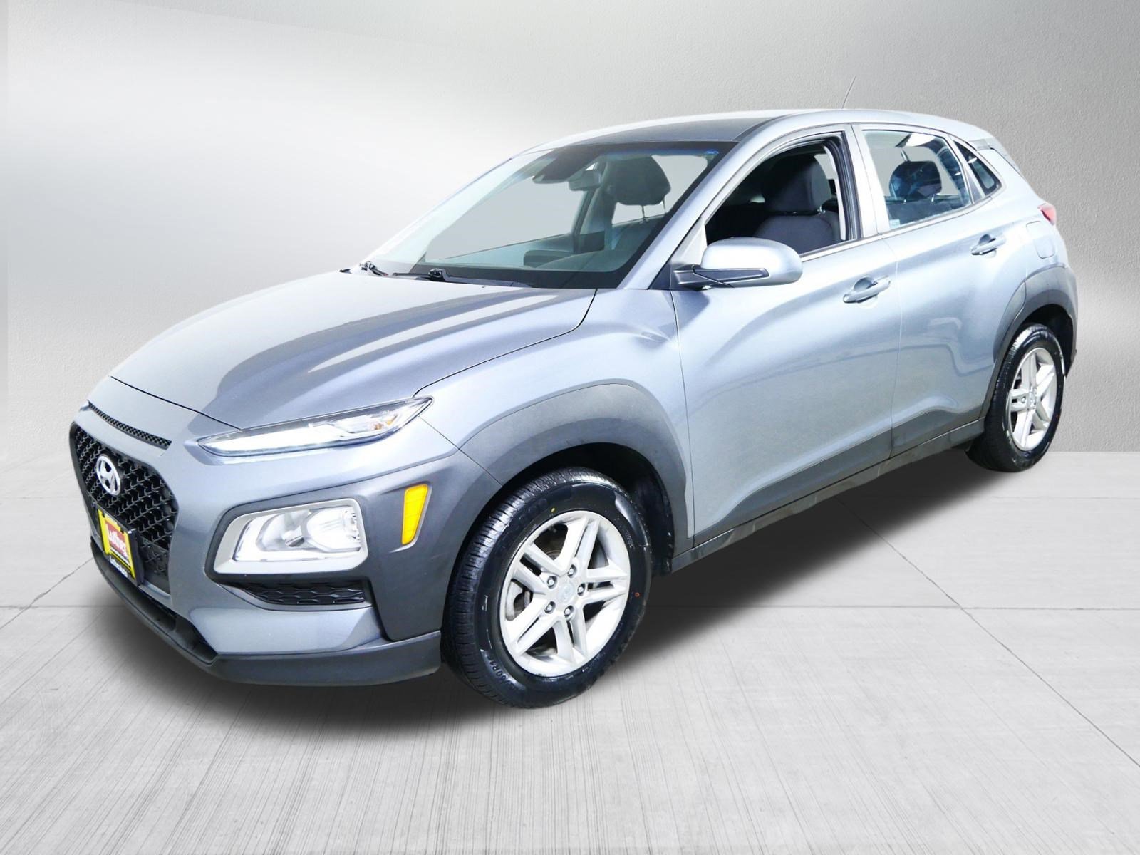 Used 2021 Hyundai Kona SE AWD/4WD image 3