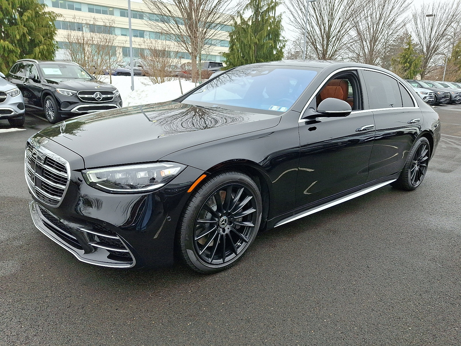 Certified 2026 Mercedes-Benz S 580 4MATIC Sedan image 3