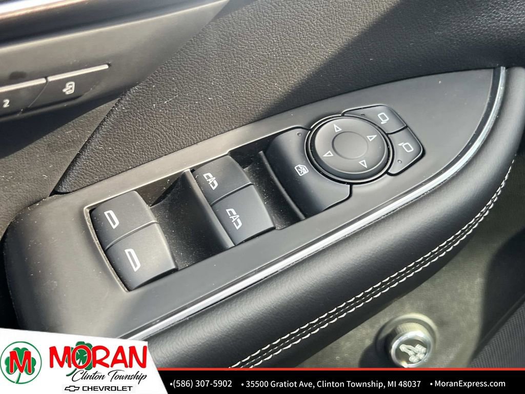 Used 2023 Buick Envision Avenir AWD/4WD image 16