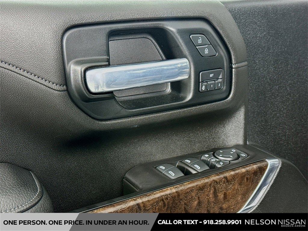 Used 2020 GMC Sierra 3500 Denali w/ Denali Ultimate Package image 18