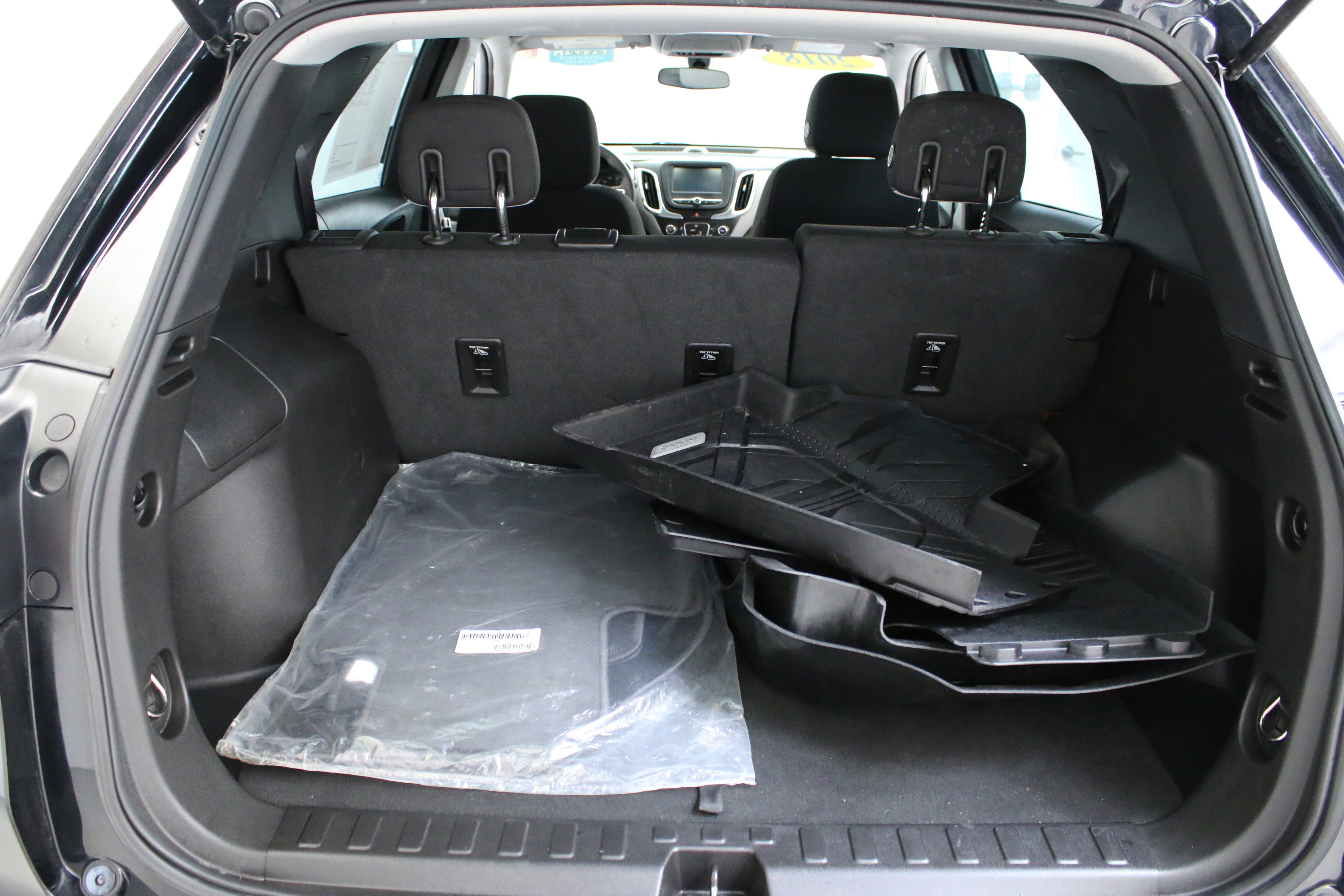Used 2018 Chevrolet Equinox LS FWD image 27