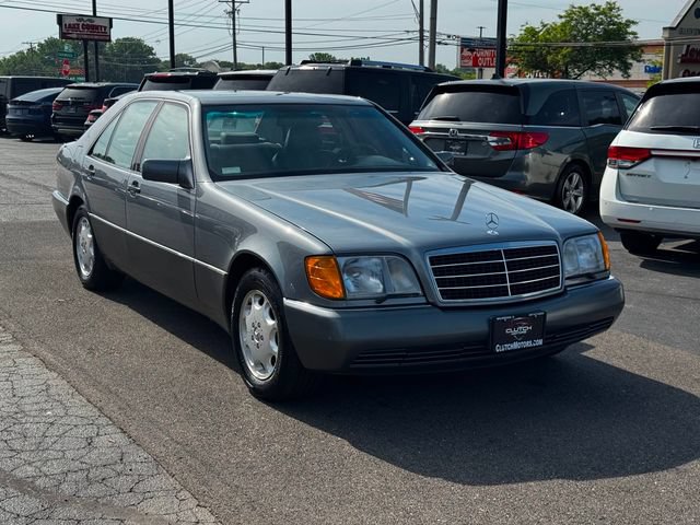 Used 1992 Mercedes-Benz 300 SE image 4