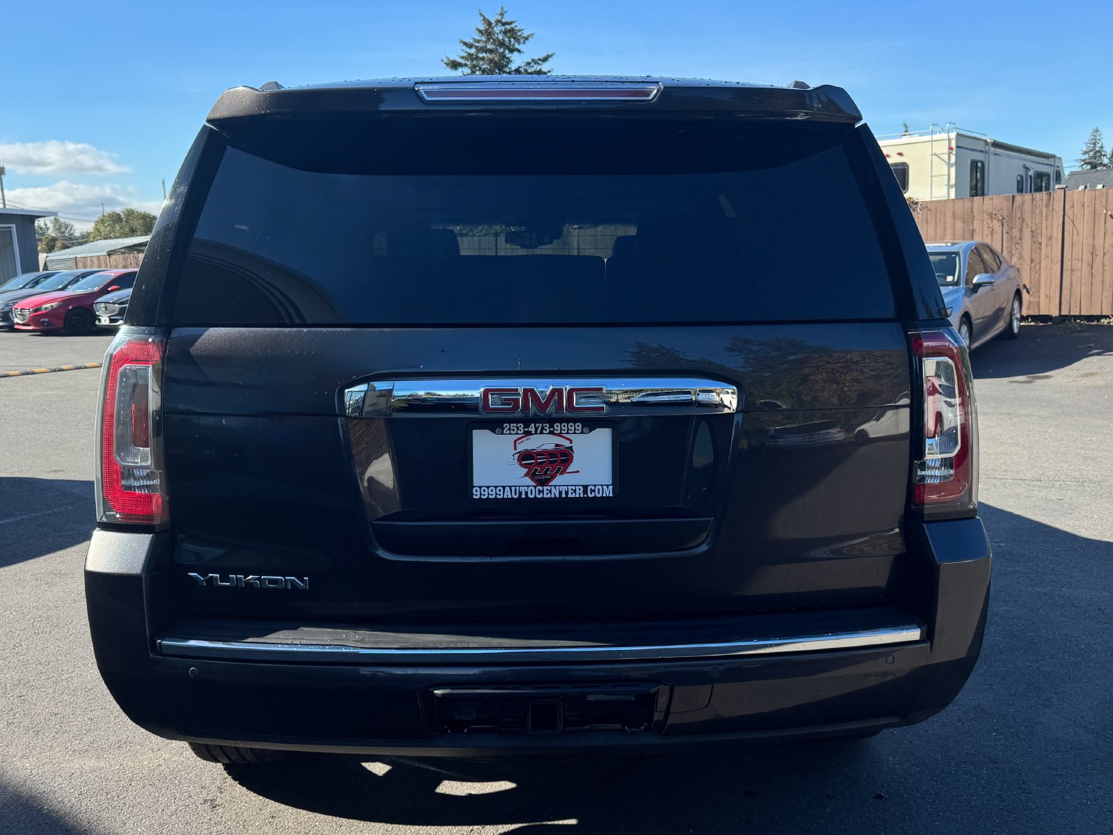 Used 2016 GMC Yukon Denali w/ Open Road Package AWD/4WD image 6