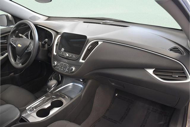 Used 2023 Chevrolet Malibu LT w/ Driver Confidence Package image 18