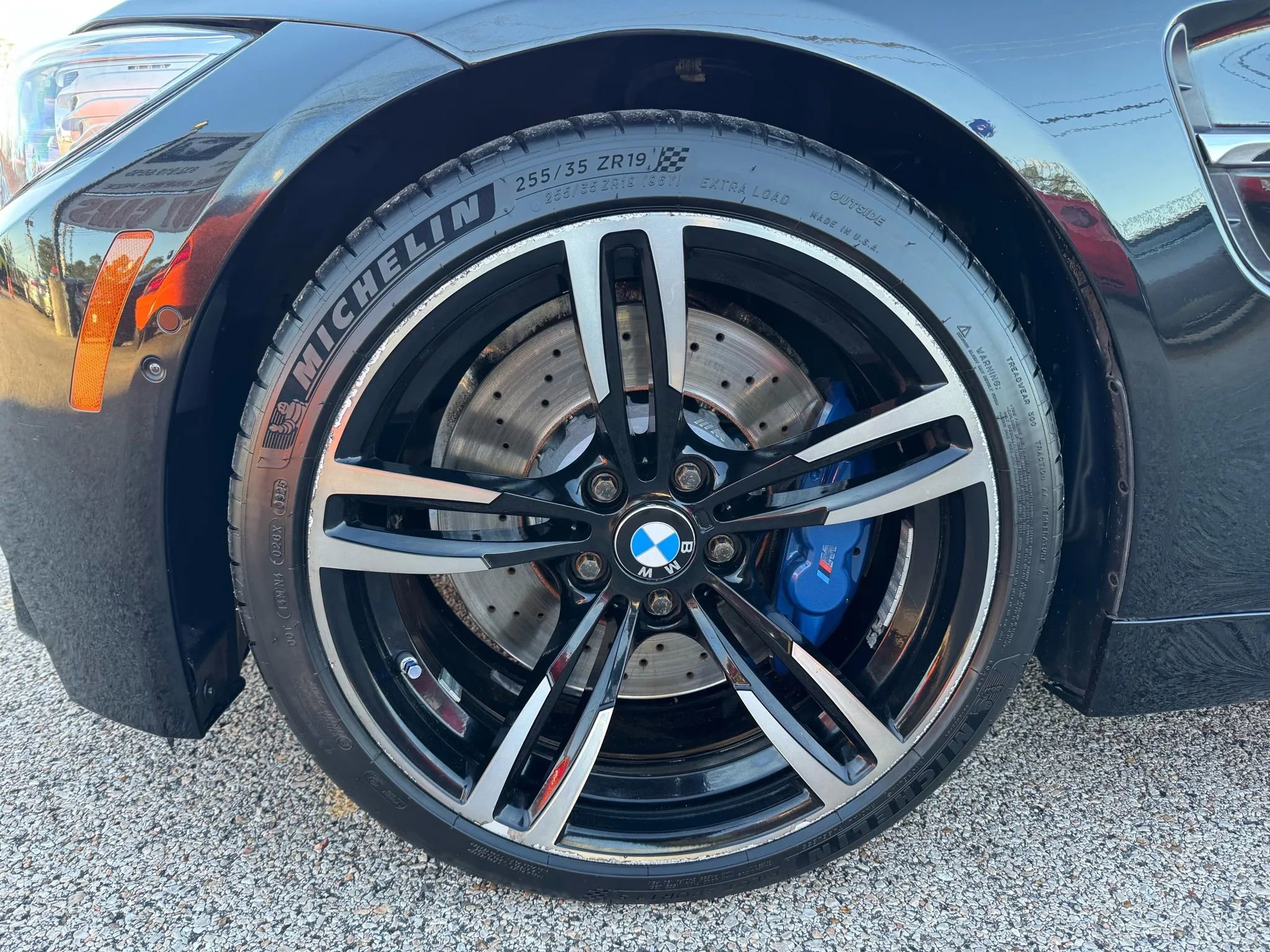 Used 2015 BMW M4 Convertible image 13