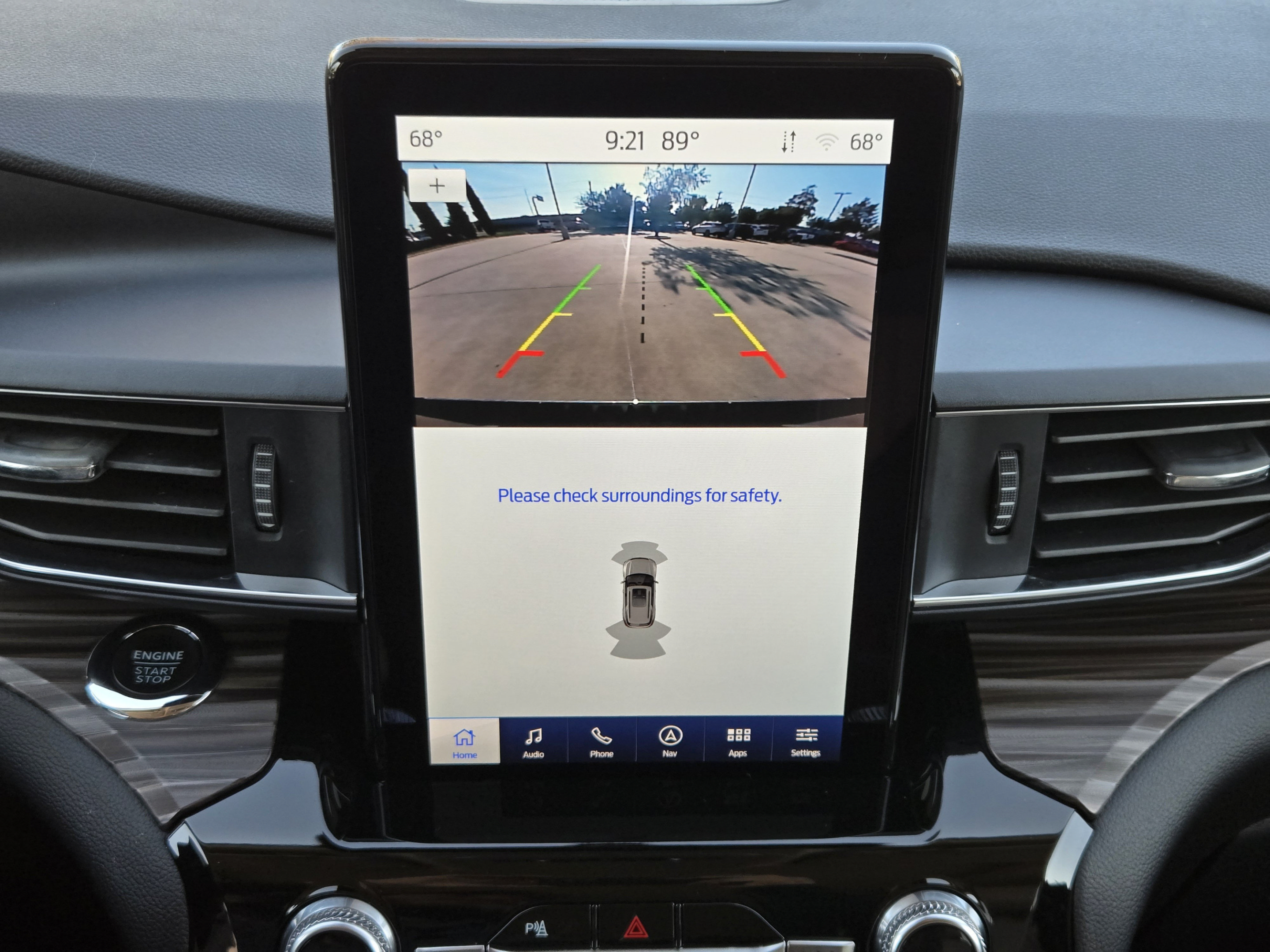 Used 2023 Ford Explorer Limited w/ Limited Technology Package RWD image 11