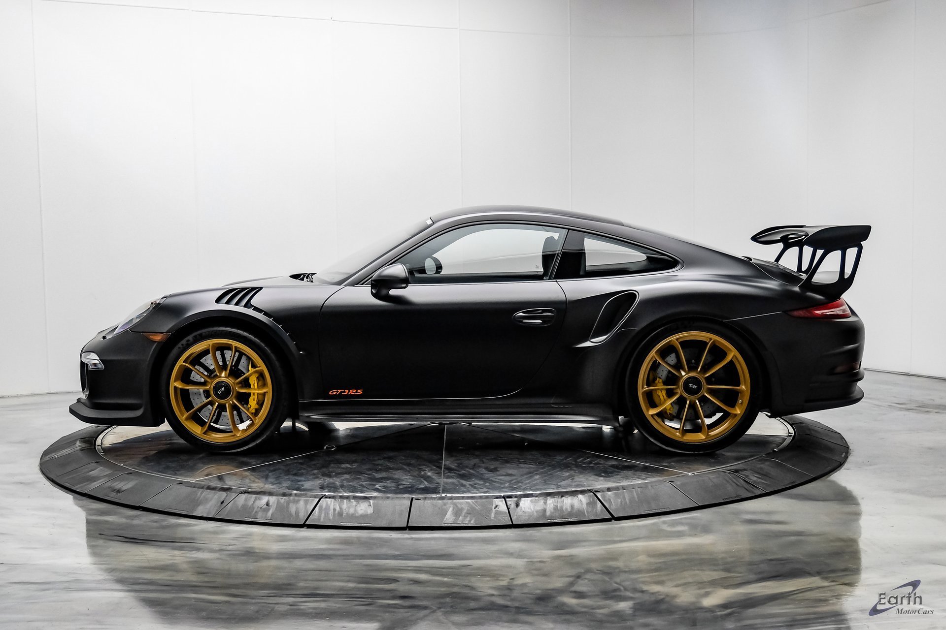 Used 2016 Porsche 911 GT3 RS image 5