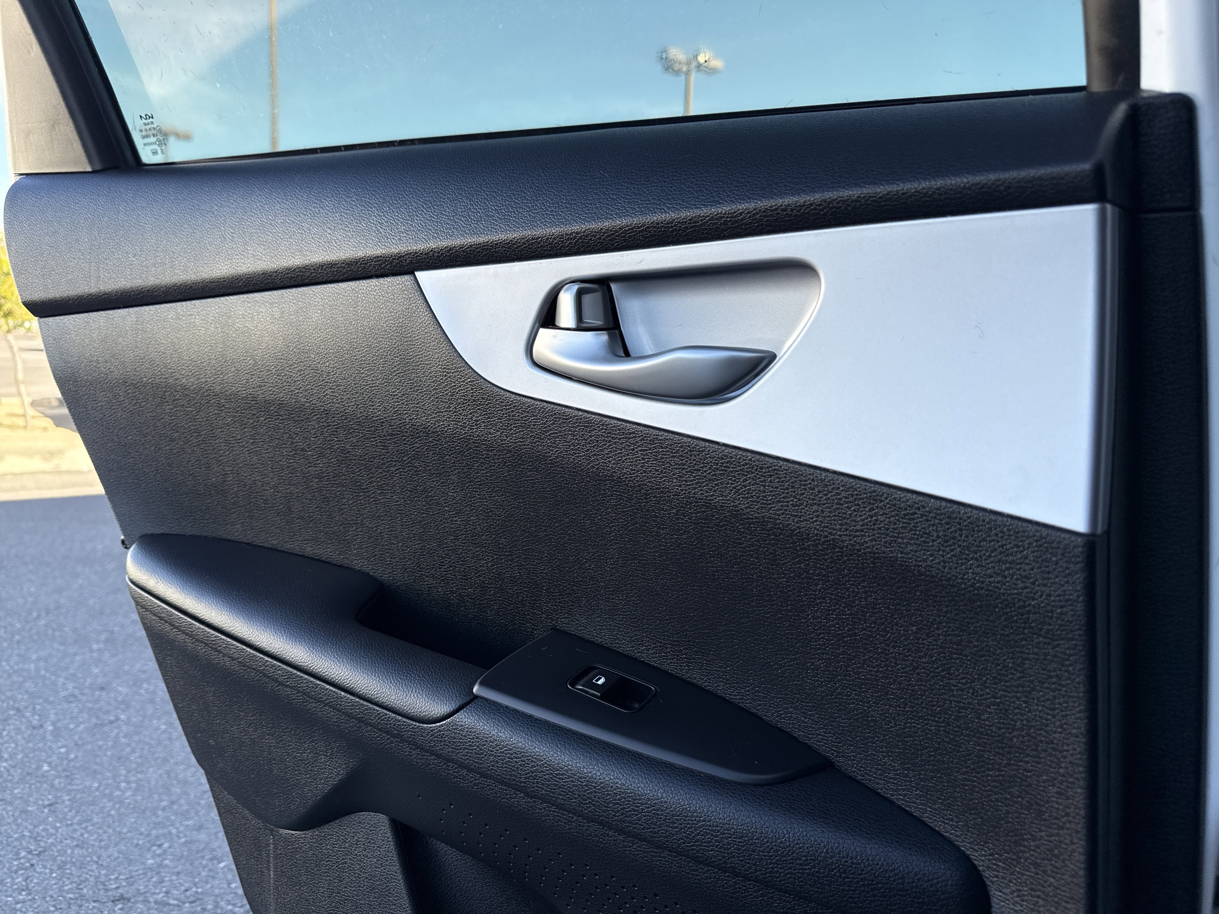 Used 2024 Kia Forte LX image 29