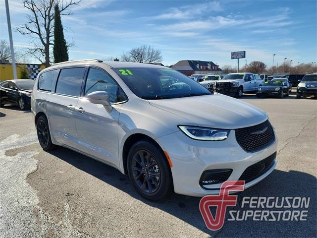 Used 2021 Chrysler Pacifica Touring-L w/ S Appearance Package