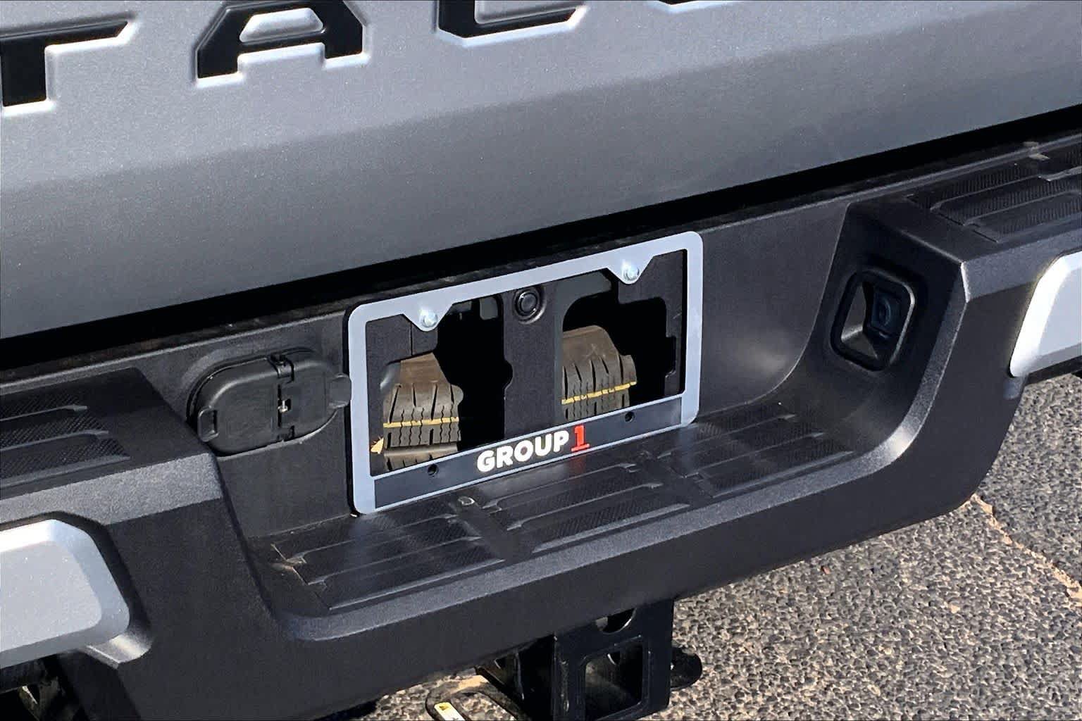 Used 2025 Toyota Tacoma SR5 AWD/4WD image 31