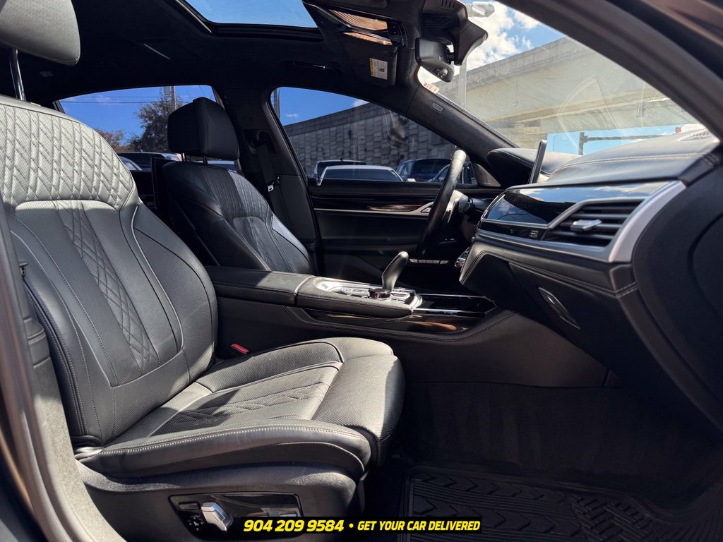 Used 2018 BMW M760i xDrive AWD/4WD image 41