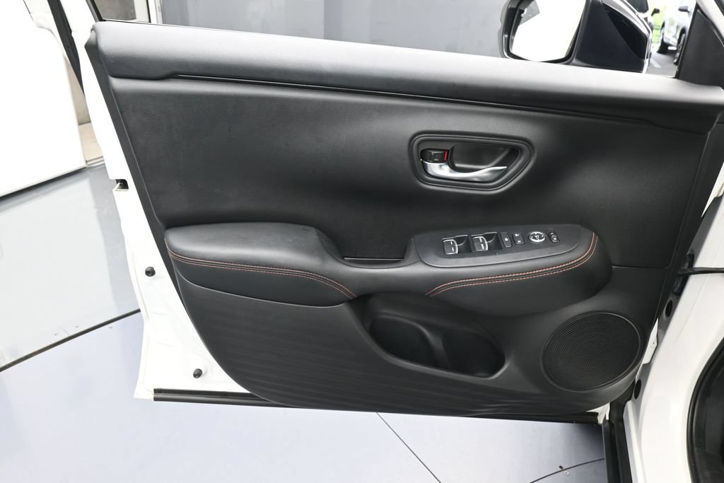 Used 2025 Honda HR-V Sport image 13