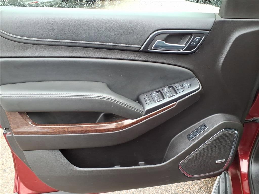 Used 2016 GMC Yukon SLT w/ Open Road Package image 12