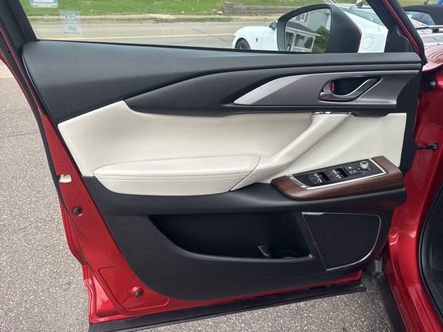 Used 2023 MAZDA CX-9 Signature image 14